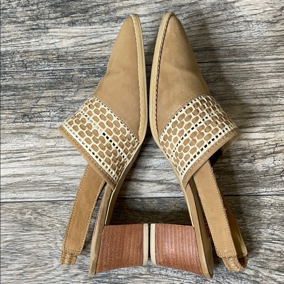 Wild Pair Boho Leather Slip On Basketweave Mule Heels Tan 7.5B - Picture 5 of 15